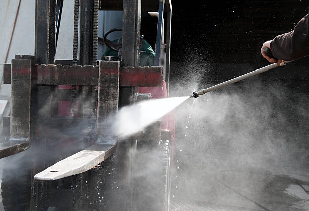  Knoxville, IA Pressure Washing Pros